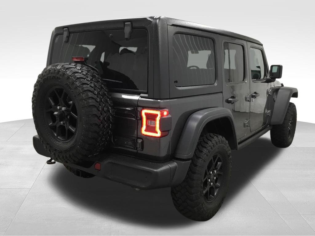 Used 2025 Jeep Wrangler Unlimited Sport AWD/4WD image 18