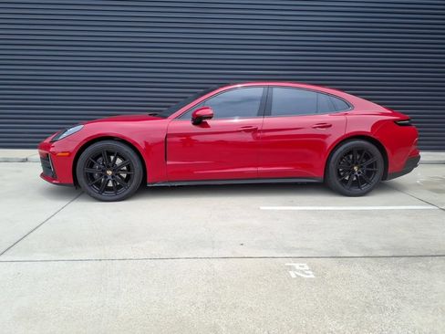 Certified 2026 Porsche Panamera 4 AWD/4WD image 2