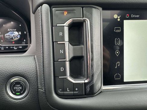 Used 2024 GMC Yukon Denali image 22