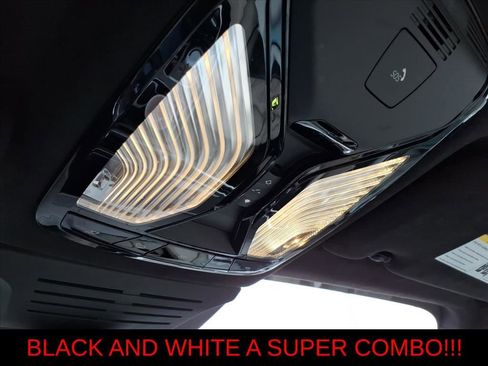 Used 2023 BMW X7 M60i w/ Executive Package AWD/4WD image 16