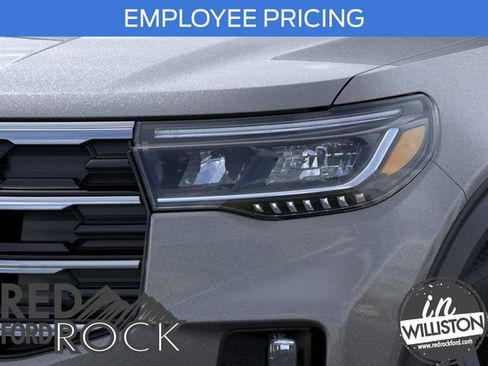 New 2026 Ford Explorer Active w/ Active Comfort Package AWD/4WD image 18