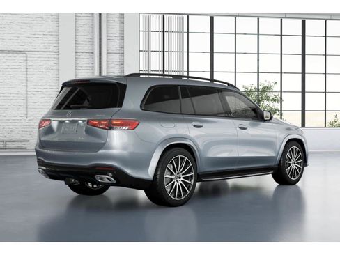 New 2026 Mercedes-Benz GLS 580 4MATIC image 33