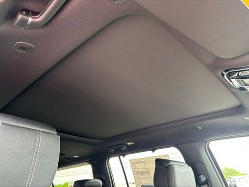 New 2026 Jeep Grand Wagoneer L Summit AWD/4WD image 8