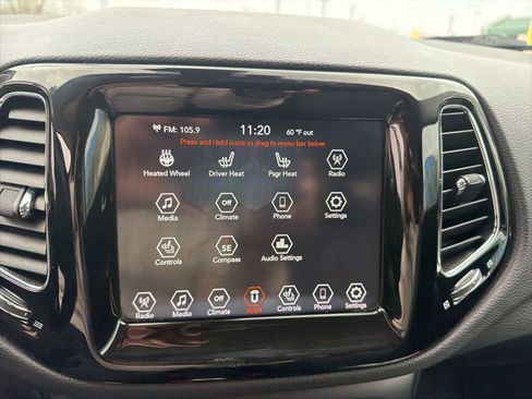 Used 2021 Jeep Compass Limited image 30