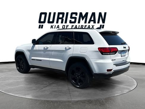Used 2021 Jeep Grand Cherokee Freedom Edition AWD/4WD image 5