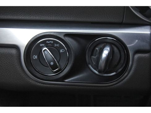 Used 2018 Porsche 718 Cayman S RWD image 17