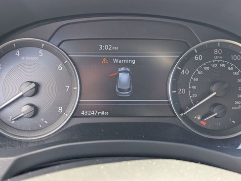 Used 2024 INFINITI QX50 Luxe AWD/4WD image 20