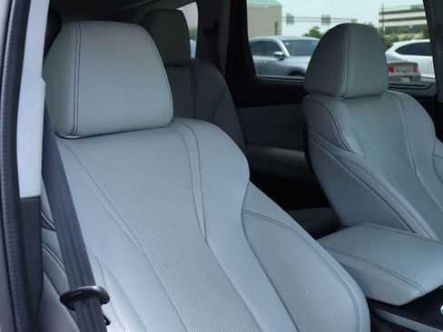 Used 2022 Acura MDX FWD w/ Technology Package image 14