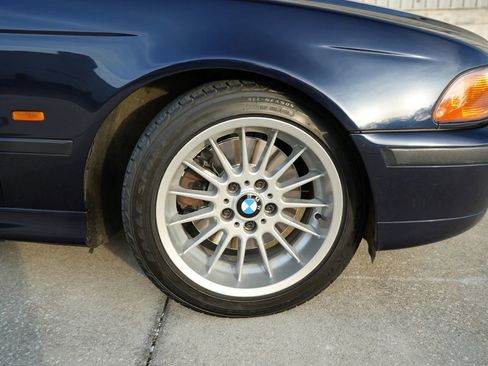 Used 1999 BMW 540i Sedan image 24
