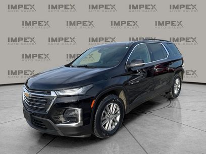 Used 2022 Chevrolet Traverse LT