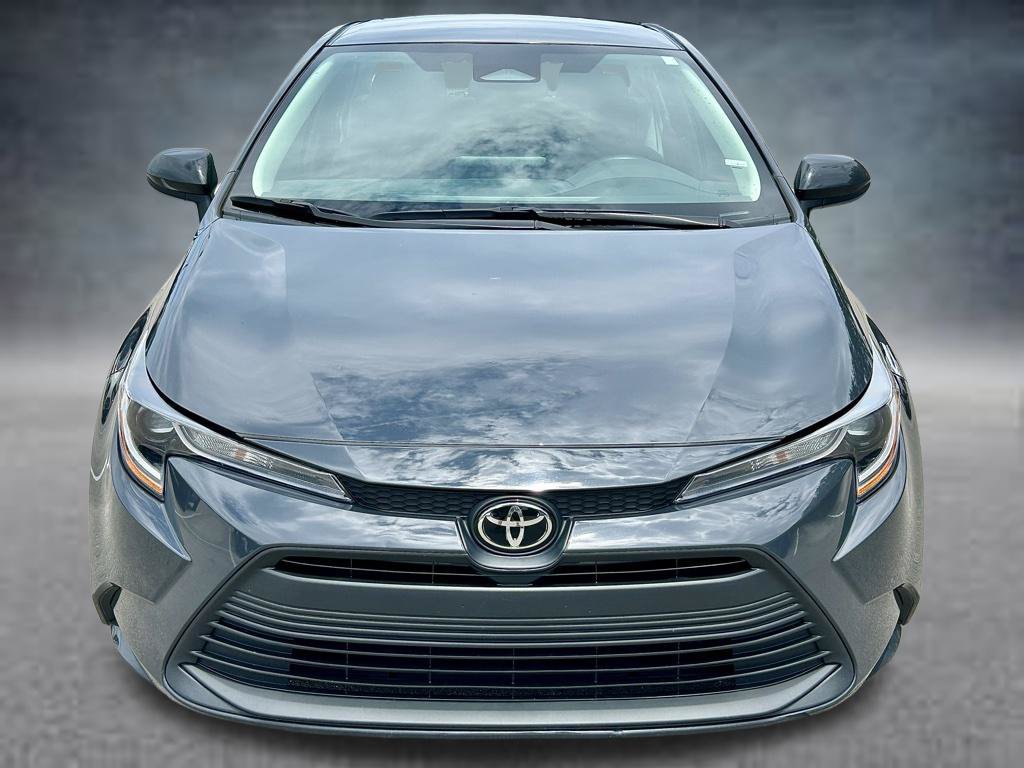 Used 2024 Toyota Corolla LE FWD image 2