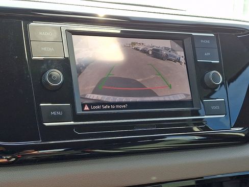 Certified 2024 Volkswagen Taos S AWD/4WD image 17