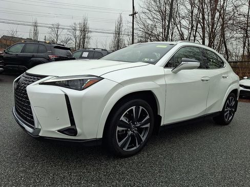 Used 2023 Lexus UX 250h AWD w/ Premium Package image 3