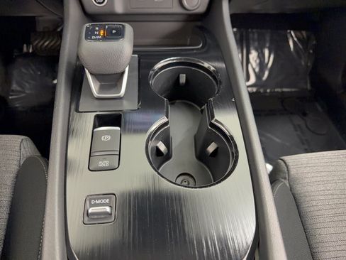 Used 2023 Nissan Rogue SV FWD image 22