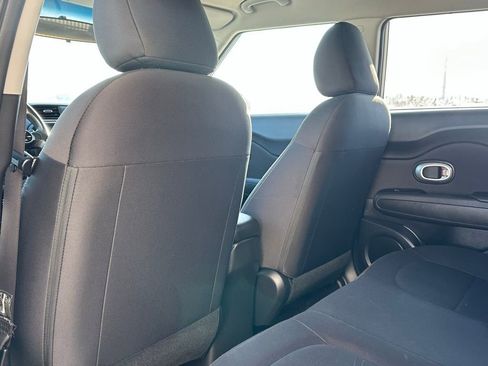 Used 2016 Kia Soul image 13