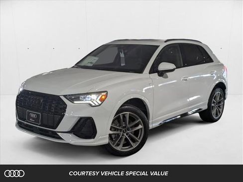 New 2025 Audi Q3 2.0T Premium image 1