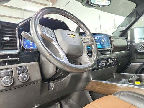 Used 2024 Chevrolet Silverado 3500 High Country w/ Technology Package AWD/4WD image 10