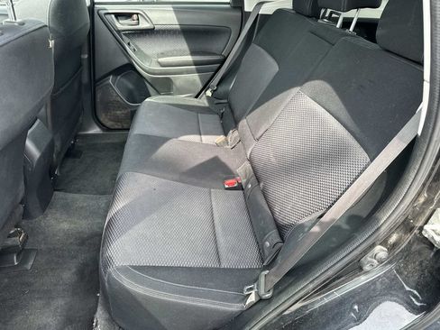 Used 2018 Subaru Forester 2.5i Premium w/ All-Weather Package AWD/4WD image 12