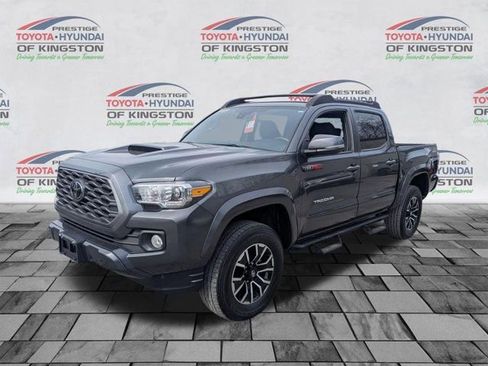 Used 2023 Toyota Tacoma TRD Sport image 8