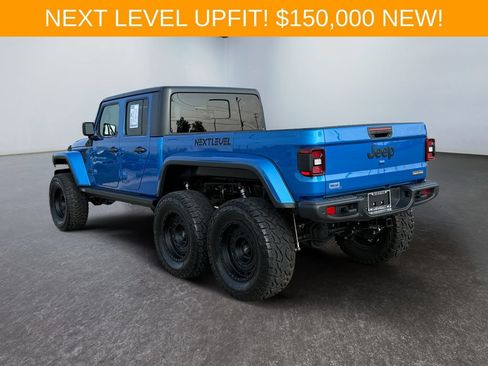 Used 2021 Jeep Gladiator Sport AWD/4WD image 5
