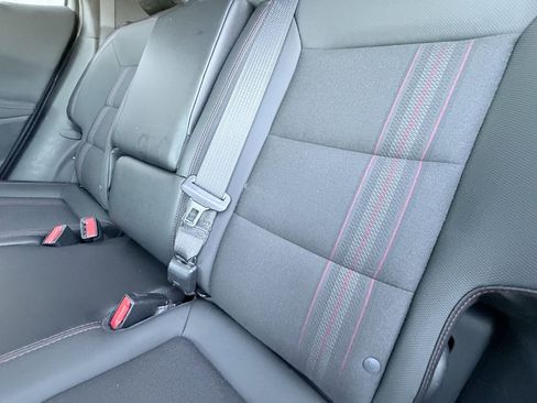 Used 2022 Chevrolet Equinox RS w/ LPO, Floor Liner Package image 28