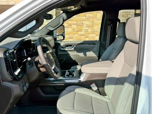 New 2026 Chevrolet Silverado 2500 LTZ w/ LTZ Premium Package image 15