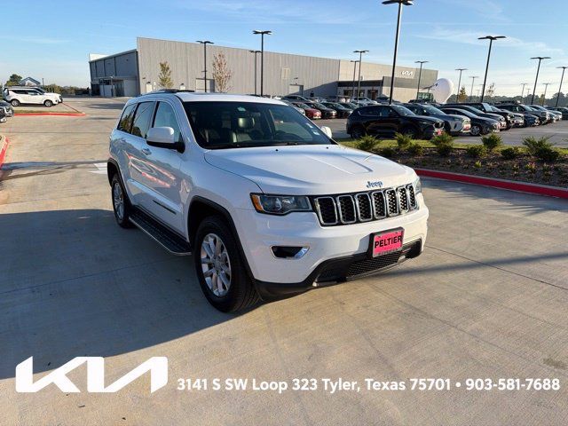 Used 2021 Jeep Grand Cherokee Laredo X AWD/4WD image 1