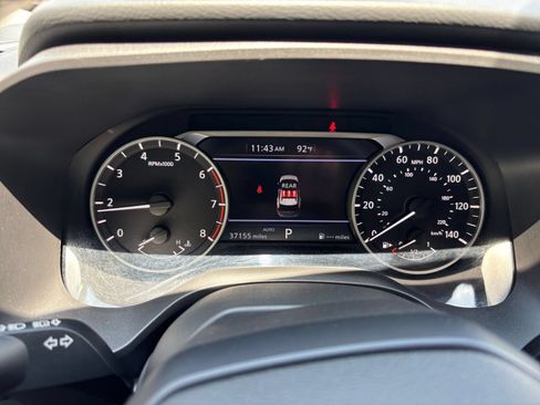 Used 2025 Nissan Rogue SV AWD/4WD image 37