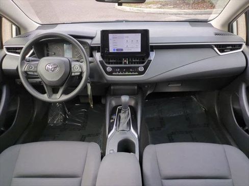 Certified 2025 Toyota Corolla LE image 14