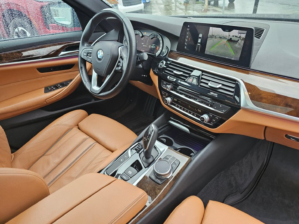 Used 2018 BMW 530e RWD image 12
