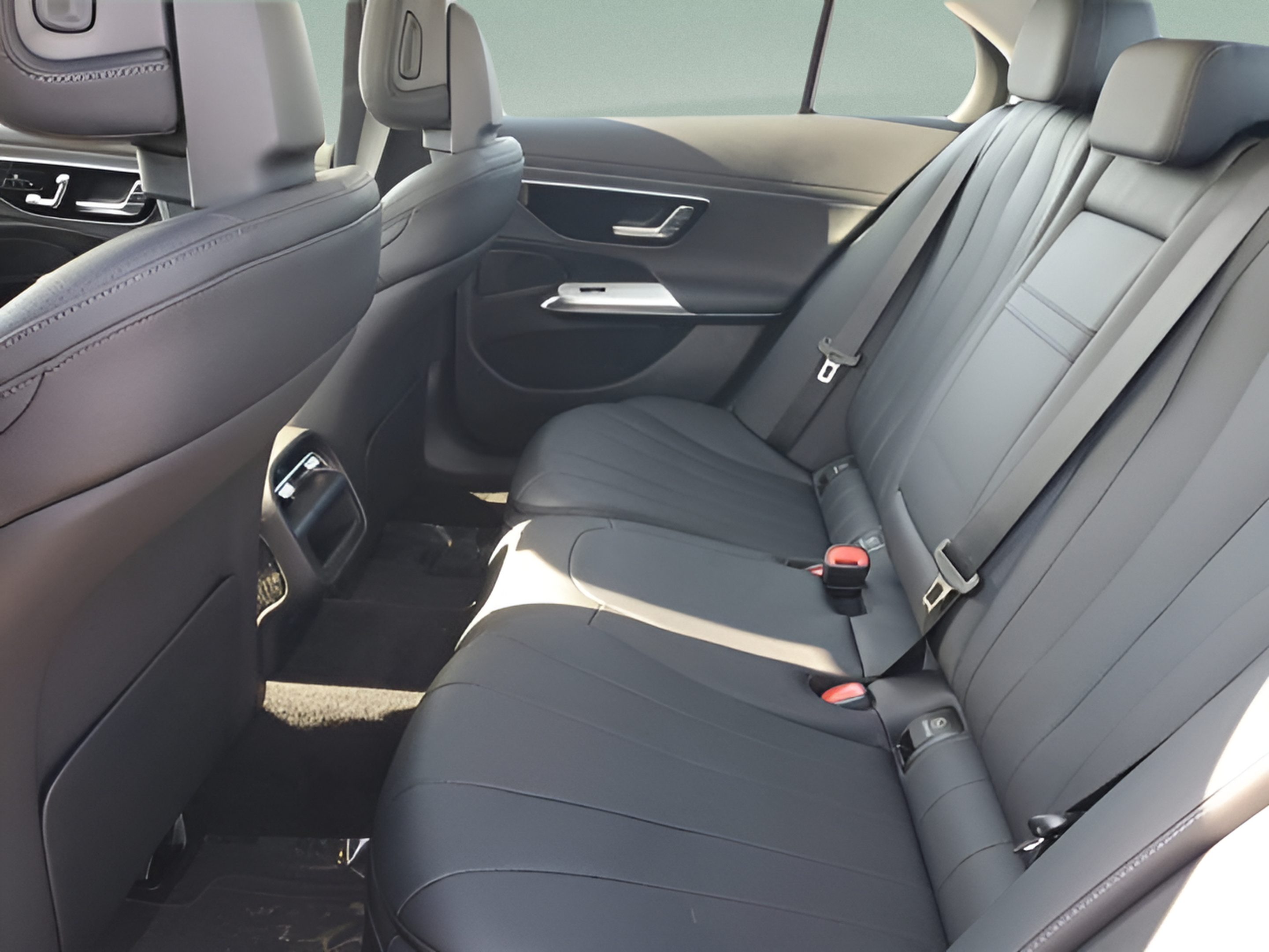Certified 2026 Mercedes-Benz E 350 Sedan image 8