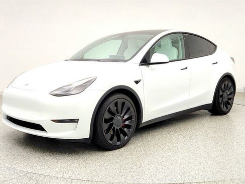 Used 2022 Tesla Model Y Performance AWD/4WD image 1