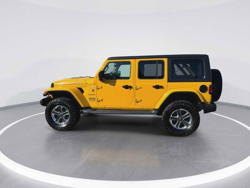 Used 2019 Jeep Wrangler Unlimited Sahara image 6