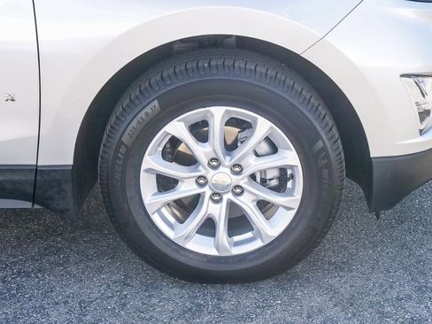 Used 2020 Chevrolet Equinox LS image 5