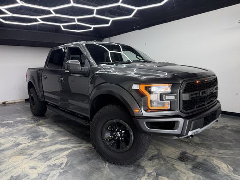 Used 2018 Ford F150 Raptor w/ Equipment Group 802A Luxury AWD/4WD image 6