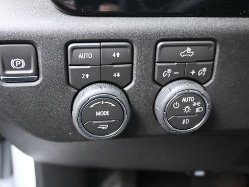New 2026 Chevrolet Silverado 2500 LT AWD/4WD image 21