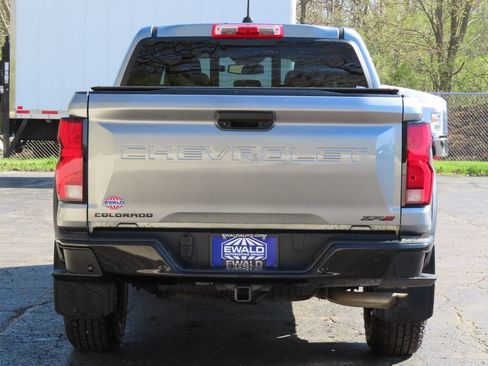 Used 2023 Chevrolet Colorado Z71 w/ Z71 Convenience Package 2 AWD/4WD image 19