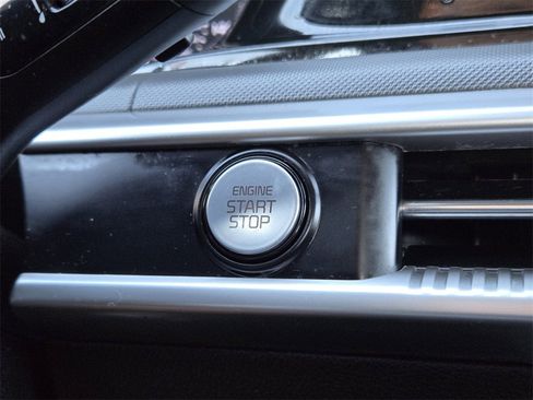 Used 2023 Kia K5 GT-Line w/ GT-Line Premium Package image 23