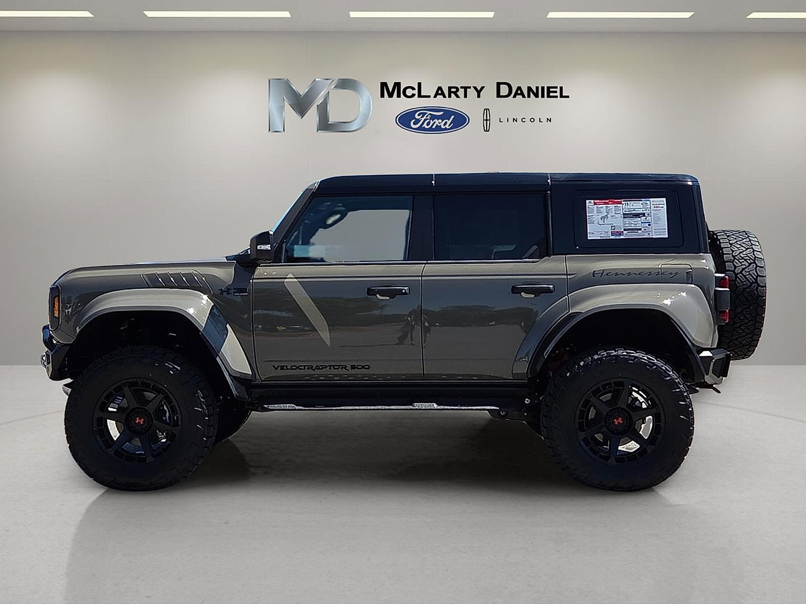 New 2026 Ford Bronco Raptor w/ Interior Carbon Fiber Pack AWD/4WD image 3