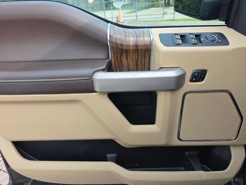 Used 2020 Ford F150 Lariat w/ Equipment Group 502A Luxury RWD image 26