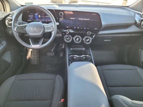 Used 2025 Chevrolet Blazer EV LT w/ Midnight/Sport Edition image 12