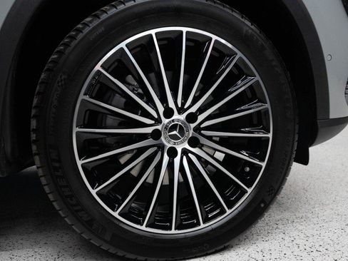 New 2027 Mercedes-Benz GLC 300 image 10