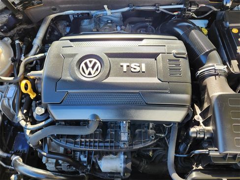 Used 2018 Volkswagen Golf Alltrack SEL image 24