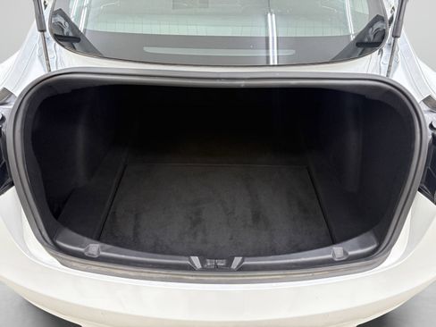 Used 2019 Tesla Model 3 Standard Range Plus image 30