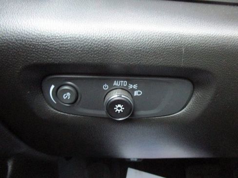 Certified 2023 Chevrolet Traverse Premier w/ Redline Edition image 8