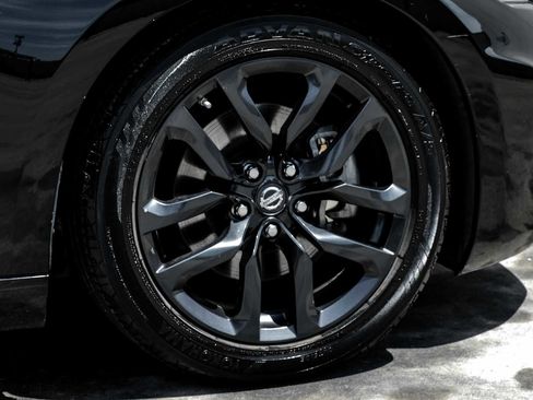 Used 2015 Nissan 370Z Touring RWD image 48
