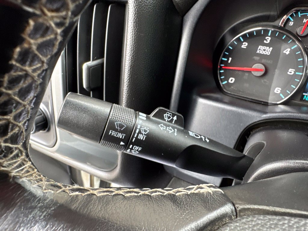 Used 2015 Chevrolet Silverado 1500 LT AWD/4WD image 22
