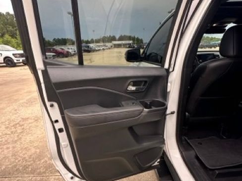 Used 2023 Honda Ridgeline Black Edition image 20