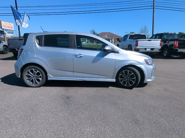 Used 2019 Chevrolet Sonic LT w/ Convenience Package FWD image 6
