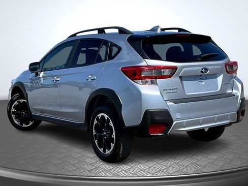 Used 2021 Subaru Crosstrek 2.0i Premium w/ Moonroof Package AWD/4WD image 4